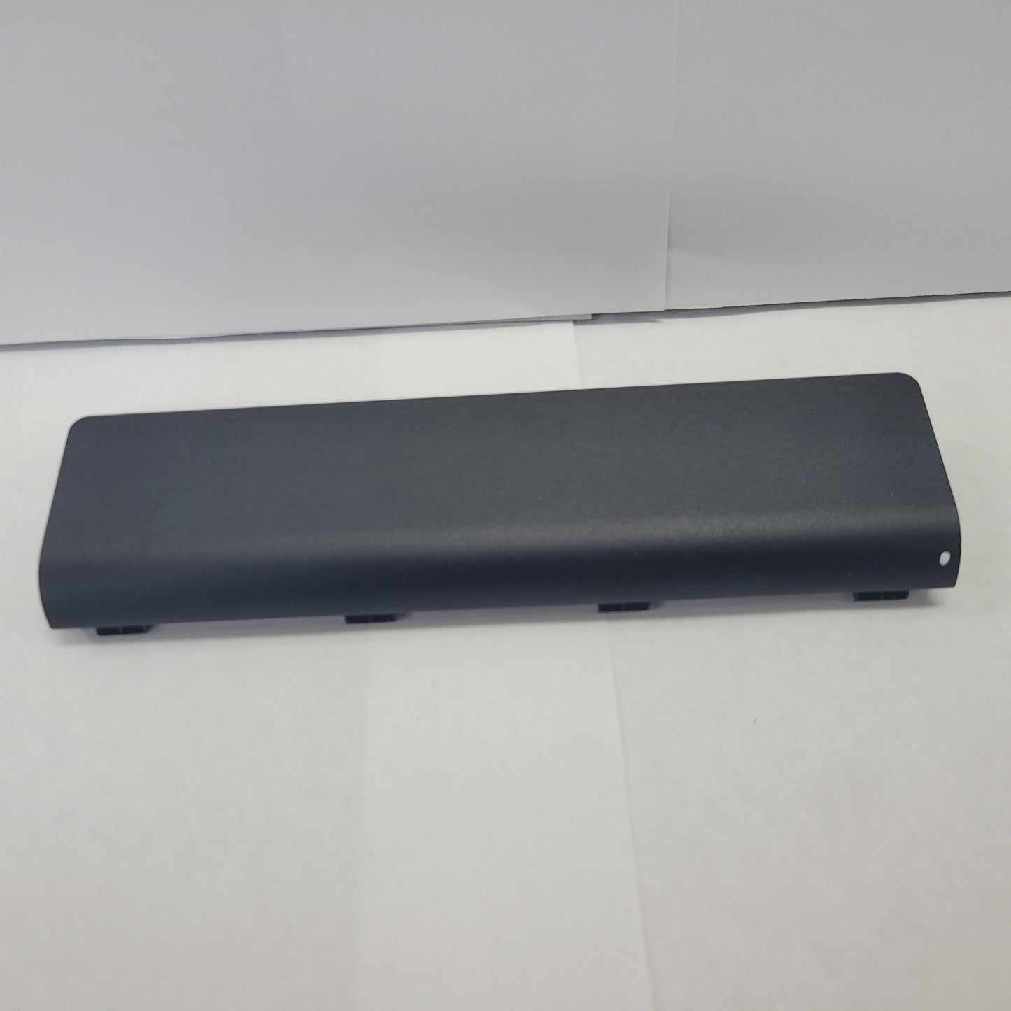 Toshiba Rechargeable Li-ion Battery Pack Model # PA5024U-1BRS 10.8v 48wH