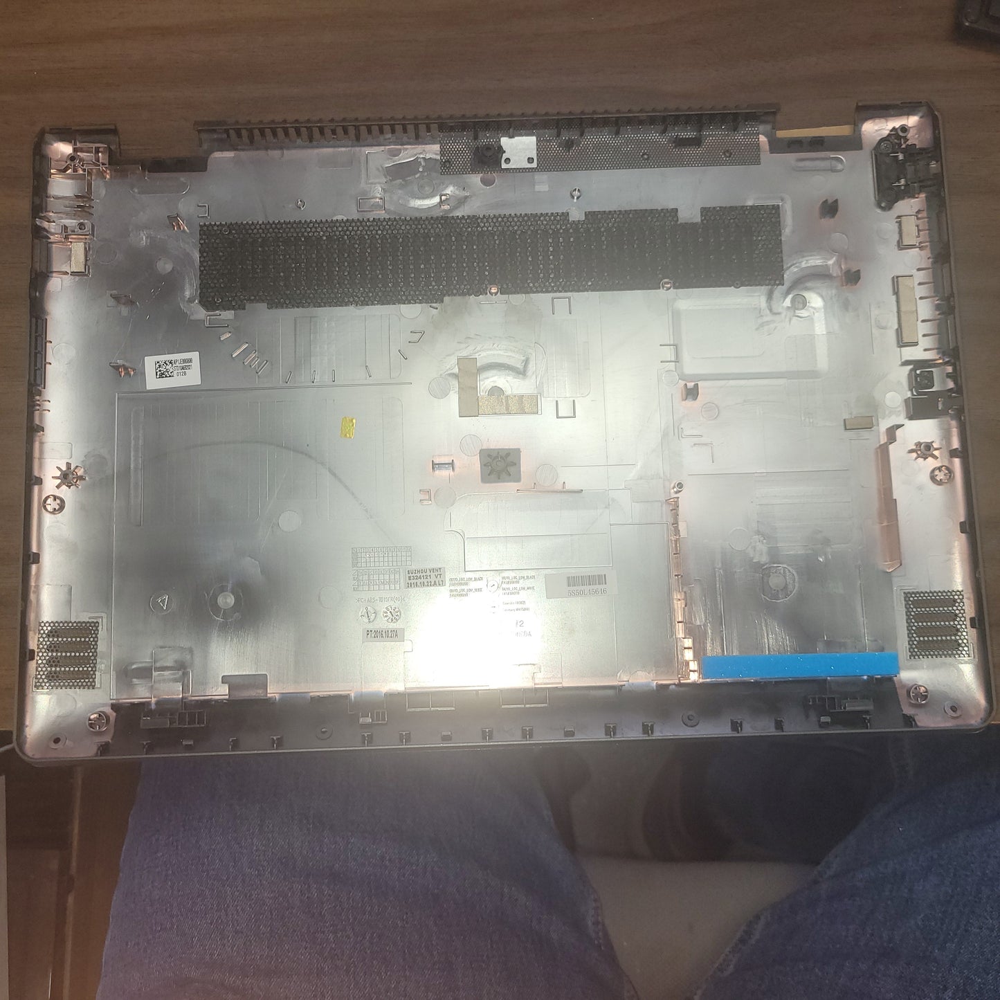 New Lenovo FLEX 4-1480 4-1470 Low Bottom Case Base Cover APIJE000800 5CB0L45970