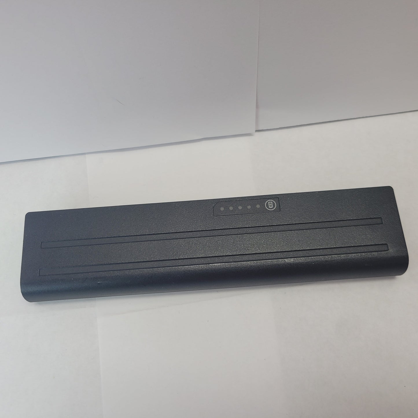 (Used) Dell 56Wh Type WU946 Rechargeable Li-ion Battery