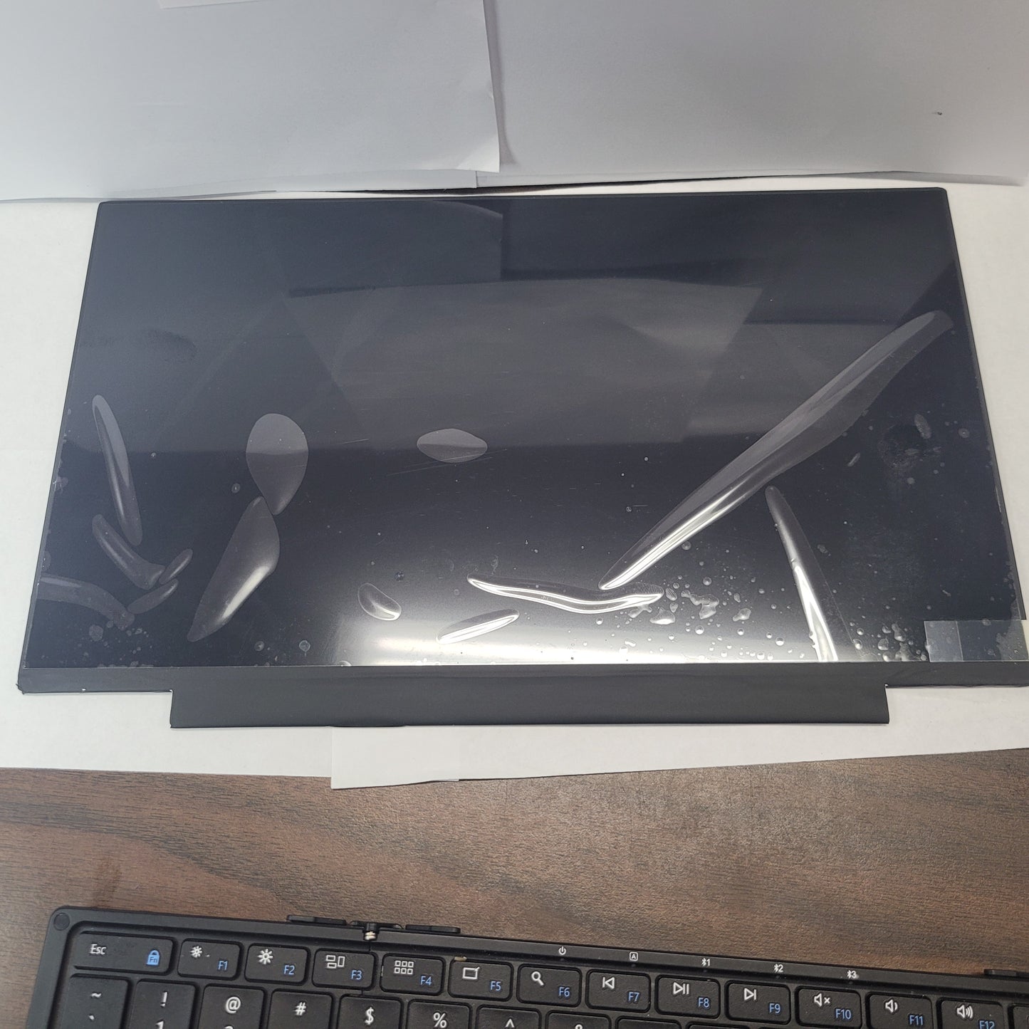 InnoLux N140HCA-EBA Rev. C1 Screen 30 Pin