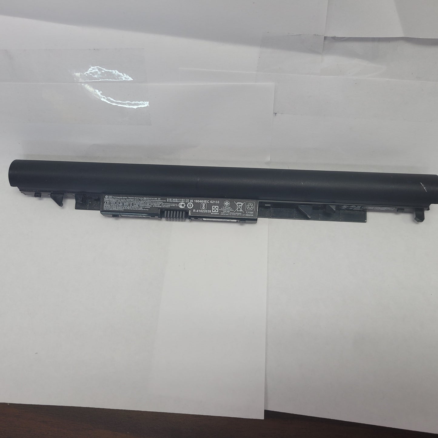 HP Type JC03 Model HSTNN-DB8E Battery